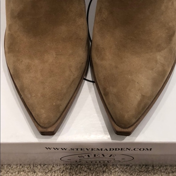 Steve Madden Camryn Bootie - Picture 6 of 9